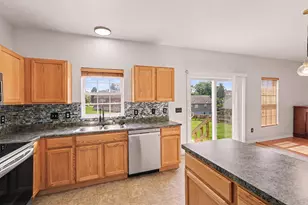 11412 Gold Cup Ct, Walton, KY 41094 - Photo 3