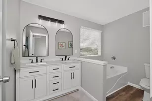 9513 Sapphire Ln, Union, KY 41091 - Photo 11
