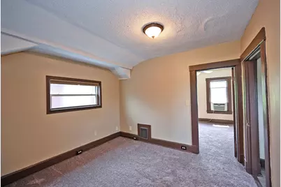 221 W 13th Street, Newport, KY 41071 - Photo 25