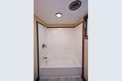 221 W 13th Street, Newport, KY 41071 - Photo 21