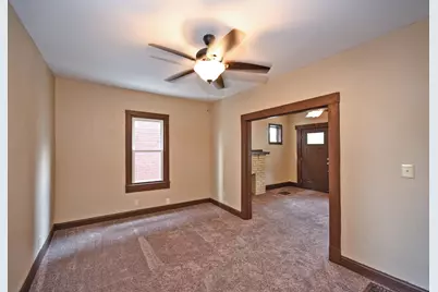 221 W 13th Street, Newport, KY 41071 - Photo 9