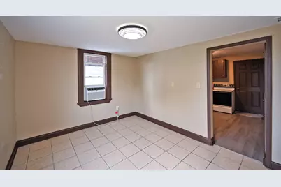 221 W 13th Street, Newport, KY 41071 - Photo 13