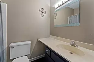 44 Woodland Hills Dr, Southgate, KY 41071 - Photo 9