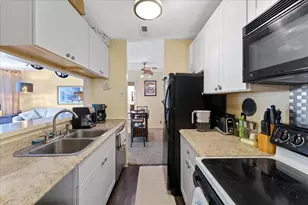 44 Woodland Hills Dr, Southgate, KY 41071 - Photo 3