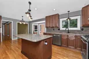 8142 Heatherwood Dr, Florence, KY 41042 - Photo 7