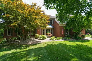 8142 Heatherwood Dr, Florence, KY 41042 - Photo 1