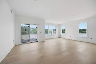 747 Manhattan Boulevard #204, Dayton, KY 41074 - Photo 5