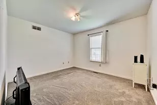 8436 Woodcreek Dr, Florence, KY 41042 - Photo 15
