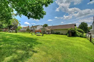 8436 Woodcreek Dr, Florence, KY 41042 - Photo 3