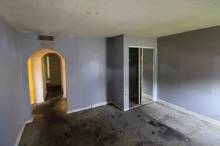 1910 Russell St, Covington, KY 41014 - Photo 3