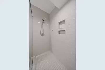 120 Main Street #213, Newport, KY 41071 - Photo 9