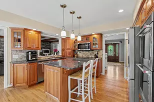 1070 Tudor Ln, Florence, KY 41042 - Photo 5