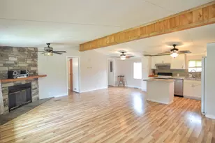 390 Lynn Ln, Falmouth, KY 41040 - Photo 5