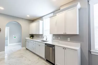 509 W 10th Street, Newport, KY 41071 - Photo 13