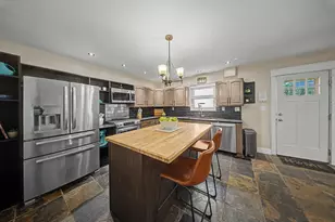302 Hazelwood Dr, Covington, KY 41011 - Photo 11