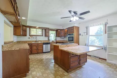 736 Parkview Drive, Latonia, KY 41015 - Photo 9