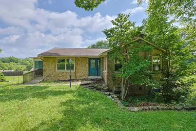 736 Parkview Drive, Latonia, KY 41015 - Photo 1