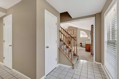 3322 Kingsburg Court, Erlanger, KY 41018 - Photo 3