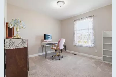 102 Churchill Drive, Williamstown, KY 41097 - Photo 15