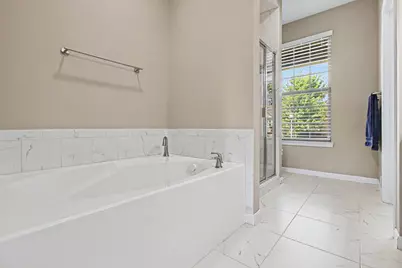 9374 Lago Mar Court, Florence, KY 41042 - Photo 13