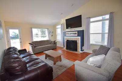 822 Horseshoe Lane, Florence, KY 41042 - Photo 7
