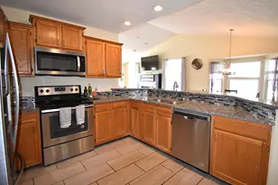 822 Horseshoe Ln, Florence, KY 41042 - Photo 11