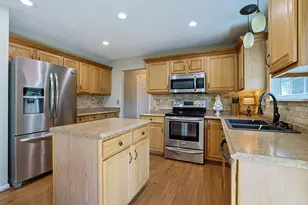 2897 Spring Cove Way, Burlington, KY 41005 - Photo 17