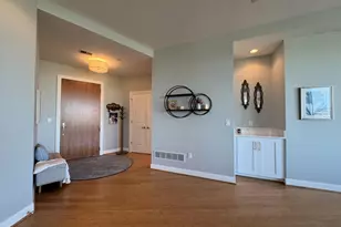 1 Roebling Wy, Covington, KY 41011 - Photo 3