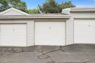 14 Carriage House Dr, Fort Thomas, KY 41075 - Photo 7