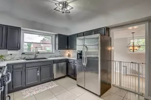 21 Woodland Ave, Florence, KY 41042 - Photo 7