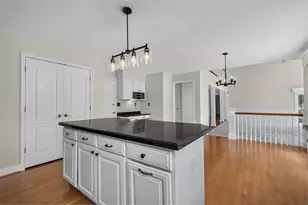 960 Dustwhirl Dr, Union, KY 41091 - Photo 9