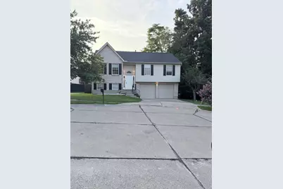 3652 Pondside Court, Elsmere, KY 41018 - Photo 1