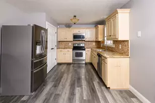 10008 Wild Cherry Dr, Union, KY 41091 - Photo 7