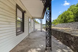 1101 McKinney Ave, Dayton, KY 41074 - Photo 3
