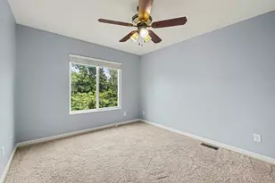 2324 Summerwoods Dr, Hebron, KY 41048 - Photo 17