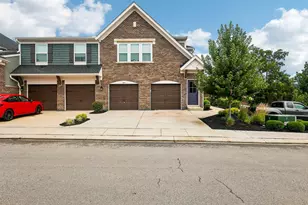 2542 Crosshill Dr, Crescent Springs, KY 41017 - Photo 1