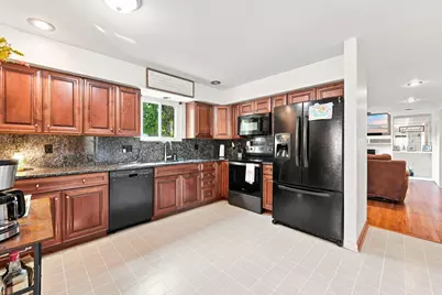 88 Thompson Avenue, Fort Mitchell, KY 41017 - Photo 3