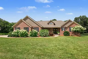 1175 Cheval Dr, Walton, KY 41094 - Photo 1