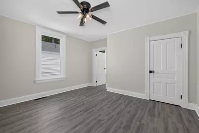 131 E 42nd Street, Latonia, KY 41015 - Photo 13