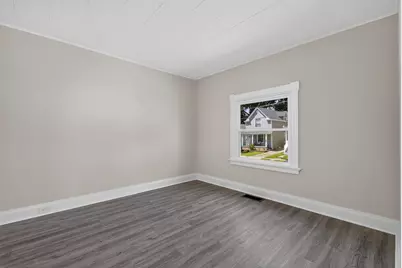131 E 42nd Street, Latonia, KY 41015 - Photo 11