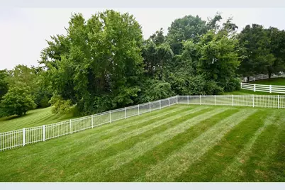 2081 Blankenbecker Drive, Florence, KY 41042 - Photo 7