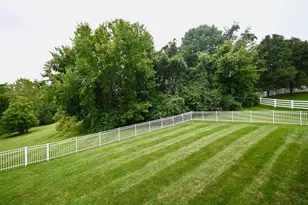 2081 Blankenbecker Dr, Florence, KY 41042 - Photo 7