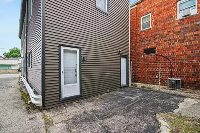 17 W Southern Avenue, Latonia, KY 41015 - Photo 5