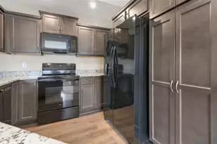 690 Daphne Wy, Crescent Springs, KY 41017 - Photo 9