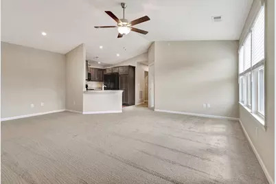 690 Daphne Way, Crescent Springs, KY 41017 - Photo 7