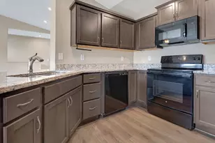 690 Daphne Wy, Crescent Springs, KY 41017 - Photo 13