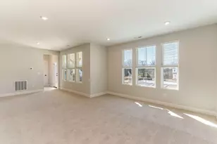 556 Tristan Ln, Florence, KY 41042 - Photo 5