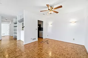 100 Riverside Pl, Covington, KY 41011 - Photo 9