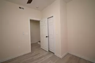 127 W 9th St, Covington, KY 41011 - Photo 15