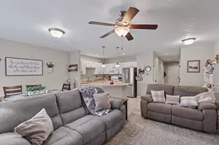 10740 Lakefront Cir, Independence, KY 41051 - Photo 7